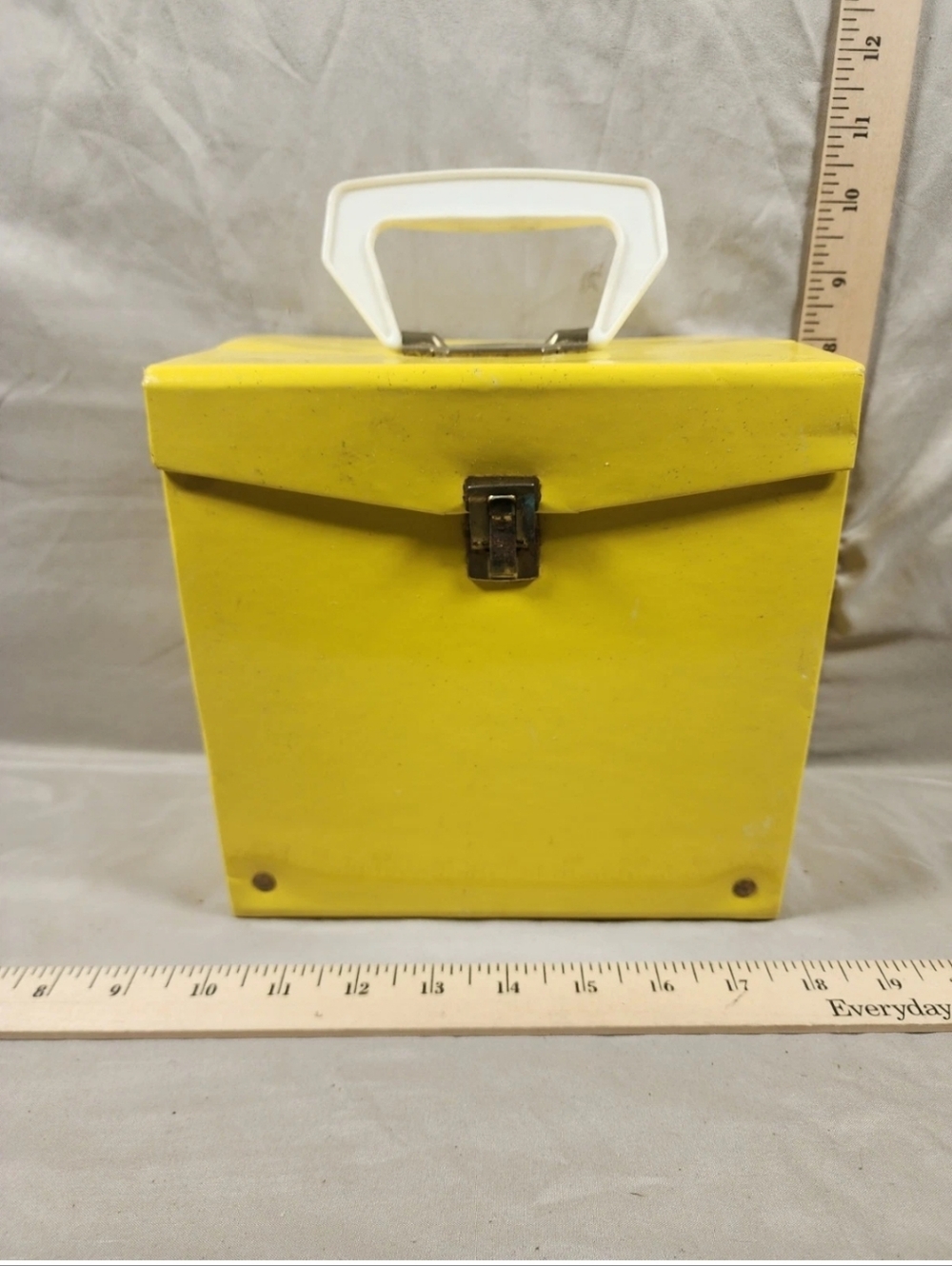 Vintage 45's Yellow Vinyl Over Cardboard Record Case Holder Travel Box Used